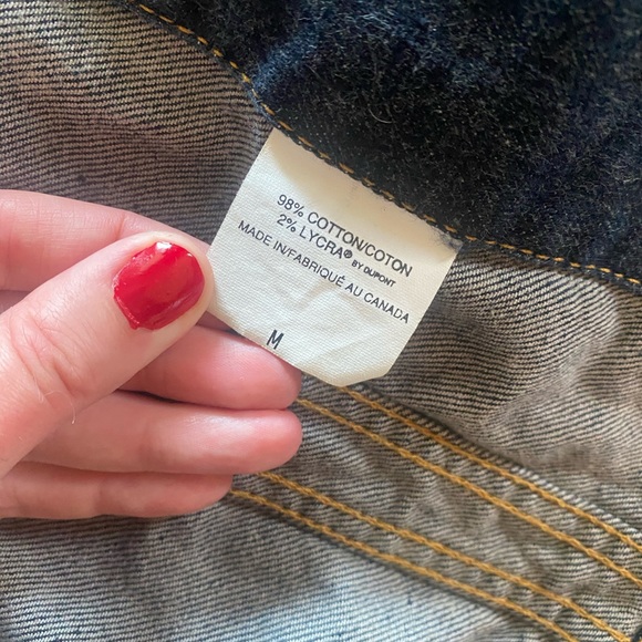 Levi’s dark denim red tab jacket - Picture 4 of 4